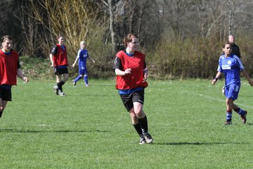 Bild 116 - Frauen am 10.4.11